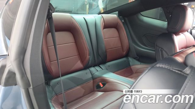 Ford Mustang 2025 — photo 17