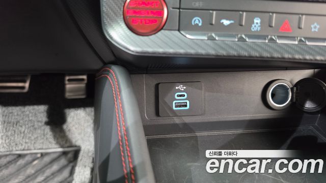 Ford Mustang 2025 — photo 18
