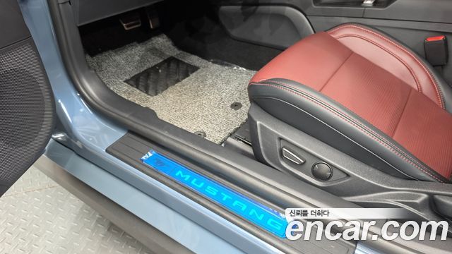Ford Mustang 2025 — photo 25