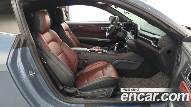 Ford Mustang 2025 — photo 16