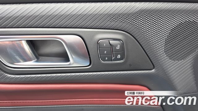 Ford Mustang 2025 — photo 28