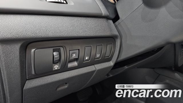 Renault Korea SM3 2017 — photo 23