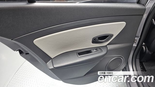Renault Korea SM3 2017 — photo 15