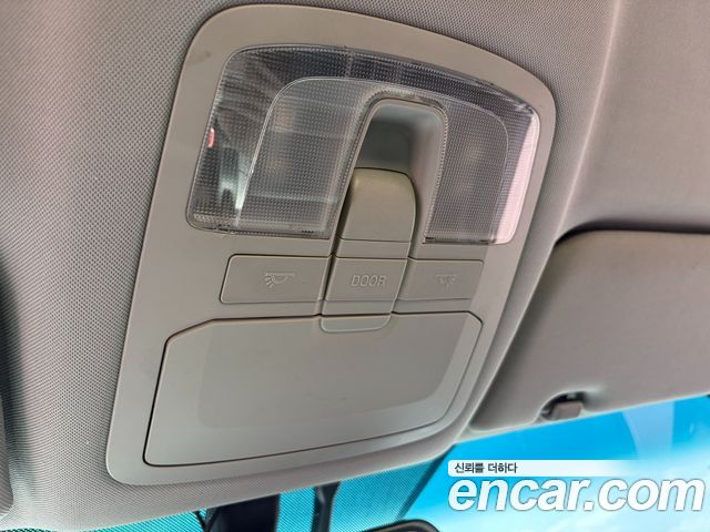 KG Mobility KORANDO 2017 — photo 15