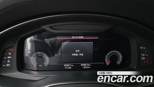 Audi A6 2021 — photo 11