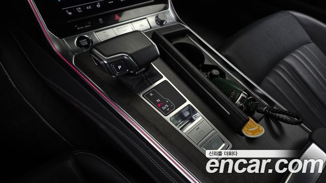 Audi A6 2021 — photo 12