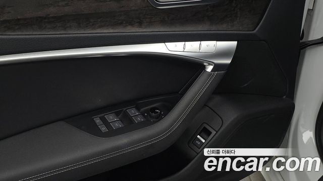 Audi A6 2021 — photo 16