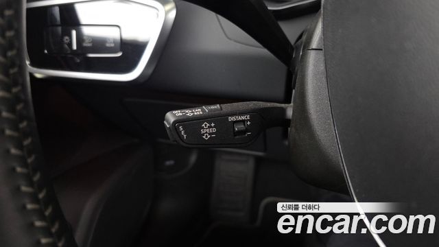 Audi A6 2021 — photo 21