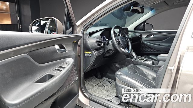 Hyundai Santafe 2019 — photo 13
