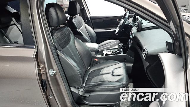 Hyundai Santafe 2019 — photo 16