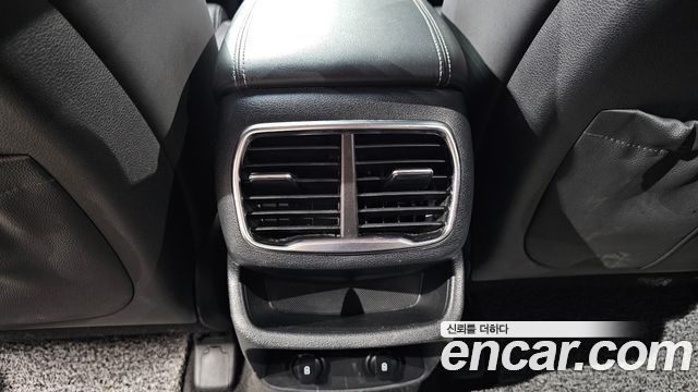 Hyundai Santafe 2019 — photo 34