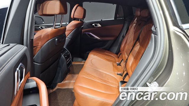 BMW X6 2022 — photo 18