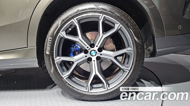 BMW X6 2022 — photo 7