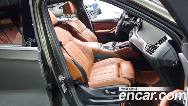 BMW X6 2022 — photo 16