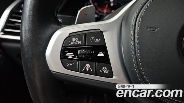 BMW X6 2022 — photo 28
