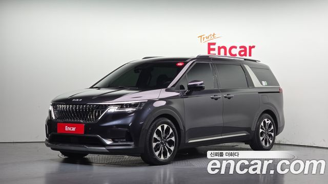 Kia Canival 2022 — photo 1
