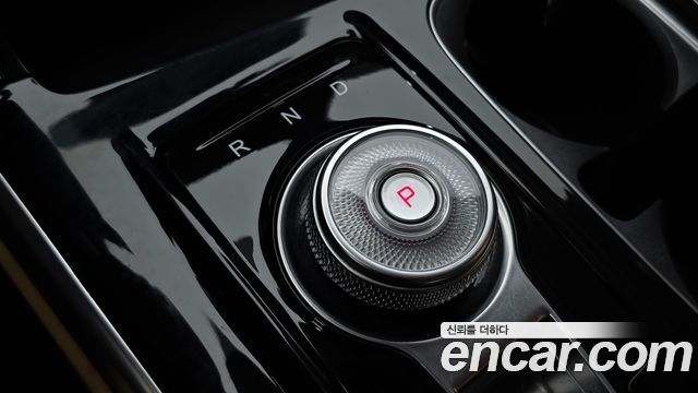 Kia Canival 2022 — photo 12