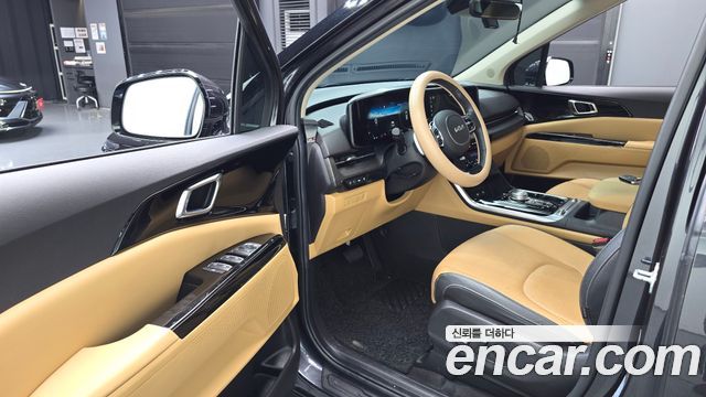 Kia Canival 2022 — photo 13