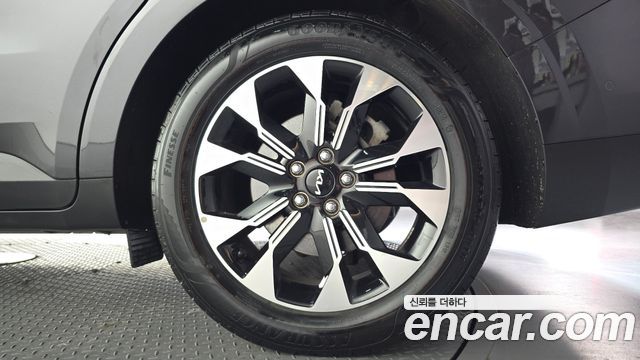 Kia Canival 2022 — photo 7
