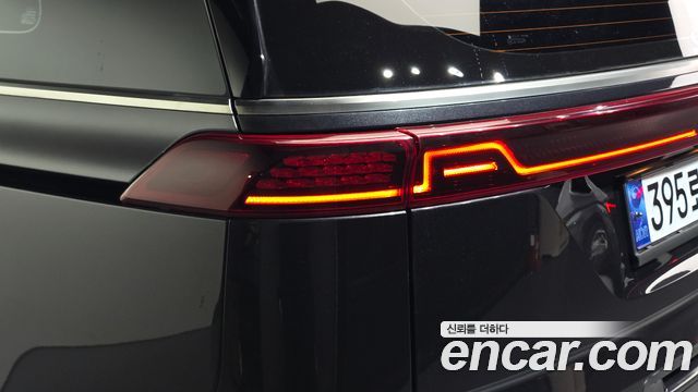 Kia Canival 2022 — photo 9