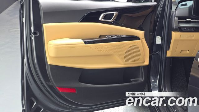 Kia Canival 2022 — photo 14