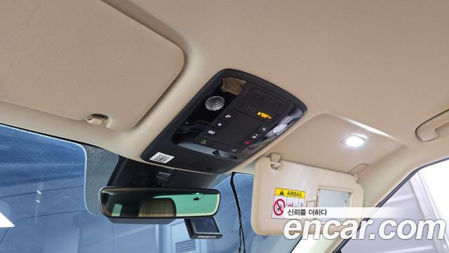 Kia Canival 2022 — photo 30