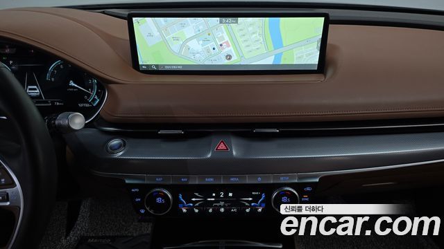 Genesis G80 2023 — photo 18