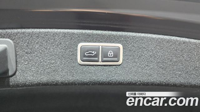 Genesis G80 2023 — photo 22