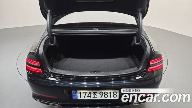 Genesis G80 2023 — photo 23