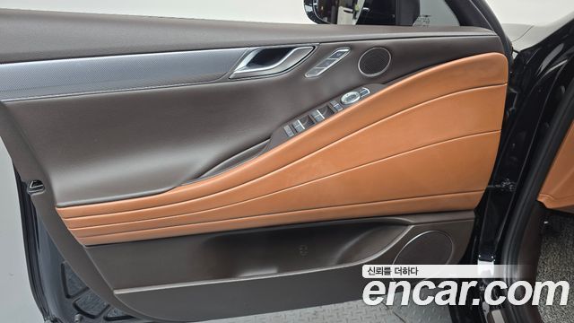 Genesis G80 2023 — photo 14