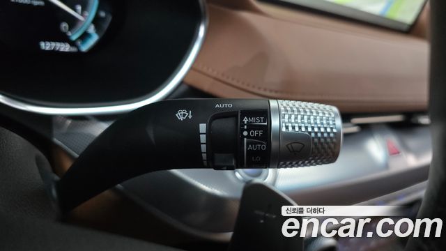 Genesis G80 2023 — photo 27