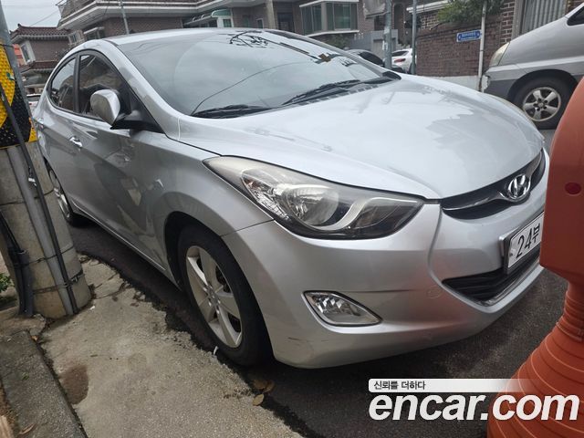 Hyundai AVANTE 2012 — photo 3