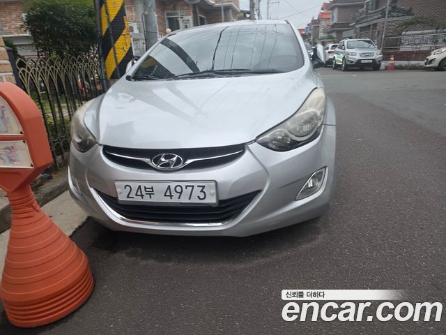 Hyundai AVANTE 2012 — photo 4