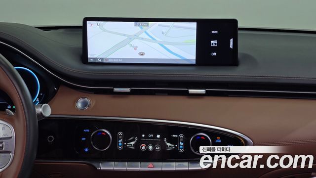 Genesis GV70 2022 — photo 20