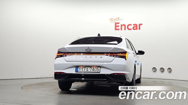 Hyundai AVANTE 2022 — photo 4