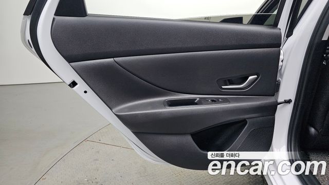 Hyundai AVANTE 2022 — photo 15
