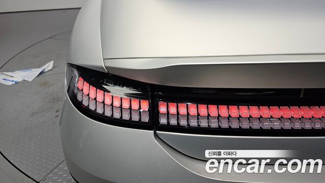 Hyundai Ioniq6 2023 — photo 9