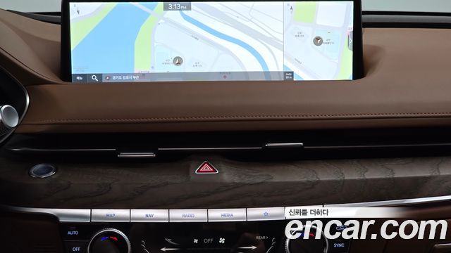 Genesis G80 2021 — photo 14