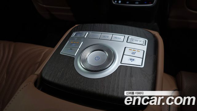 Genesis G80 2021 — photo 19
