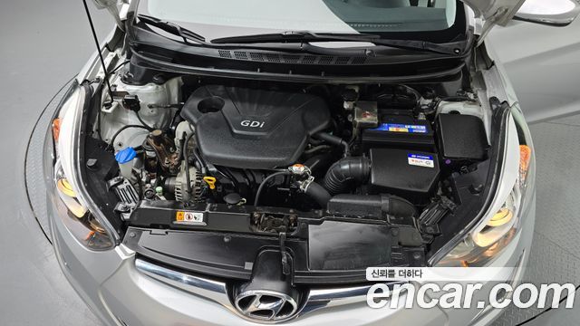 Hyundai AVANTE 2015 — photo 6
