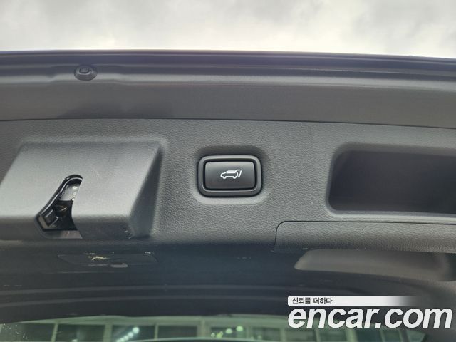 Hyundai Santafe 2021 — photo 17