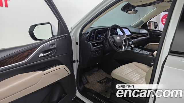 Cadillac Escalade 2023 — photo 10