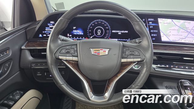Cadillac Escalade 2023 — photo 13