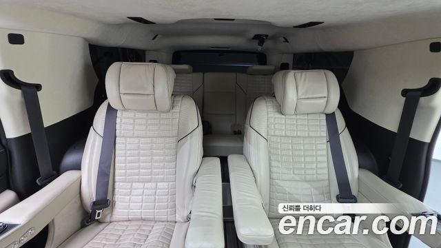 Cadillac Escalade 2023 — photo 17