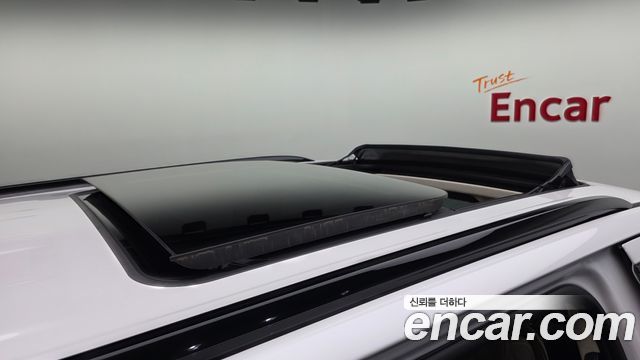 Cadillac Escalade 2023 — photo 19