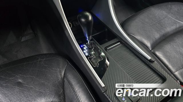 Hyundai Sonata 2010 — photo 9
