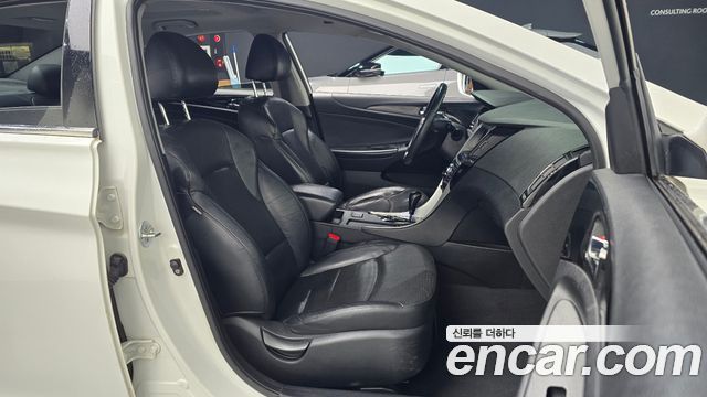 Hyundai Sonata 2010 — photo 10