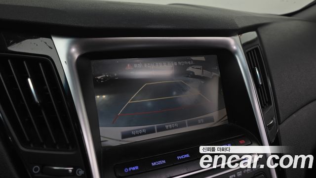 Hyundai Sonata 2010 — photo 16