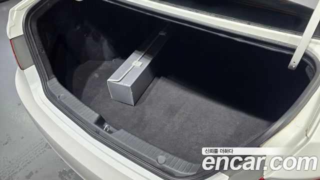 Hyundai Sonata 2010 — photo 18