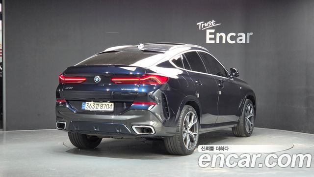 BMW X6 2021 — photo 2